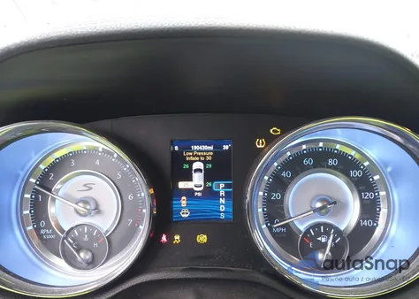 2014 Chrysler 300 300S из США, поврежденный, VIN 2C3CCAGG2EH383959